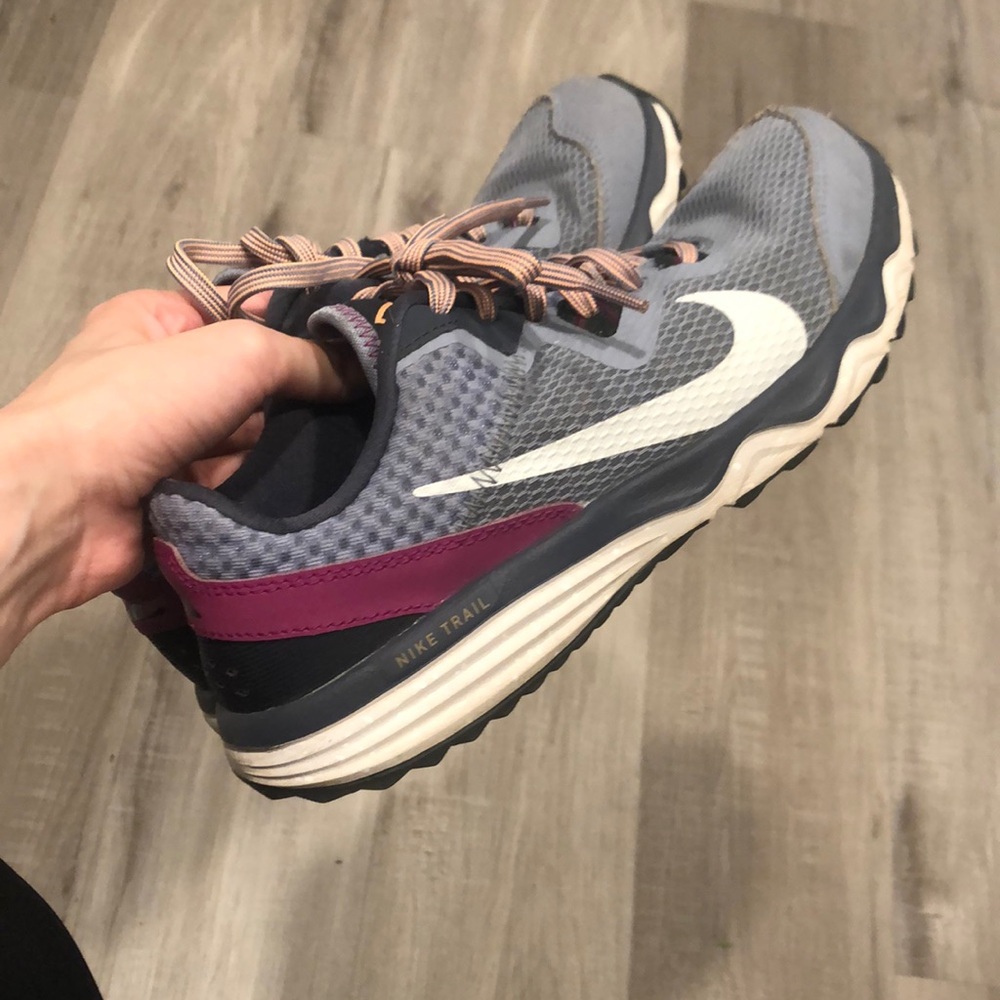 Nike trail sneakers size 7.5